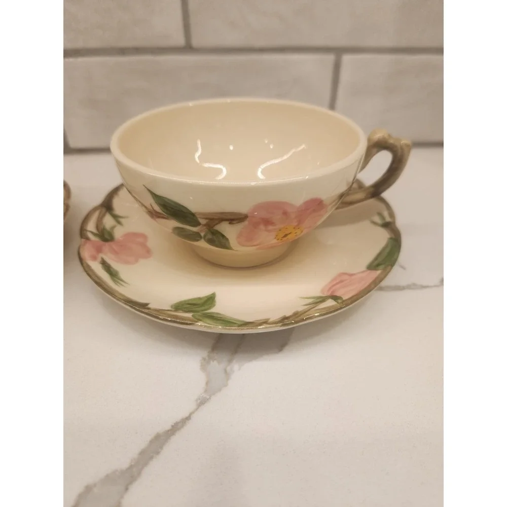 Set of‎ 2 Vintage USA Franciscan Desert Rose Tea Coffee Cups & Saucers